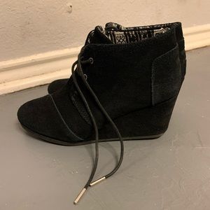 TOMS Boots